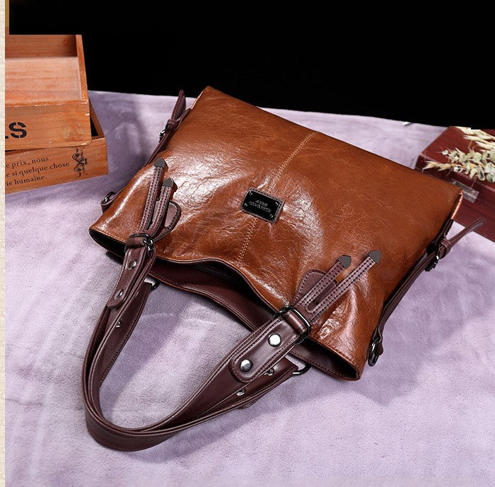 Sac cuir femme style fourre tout