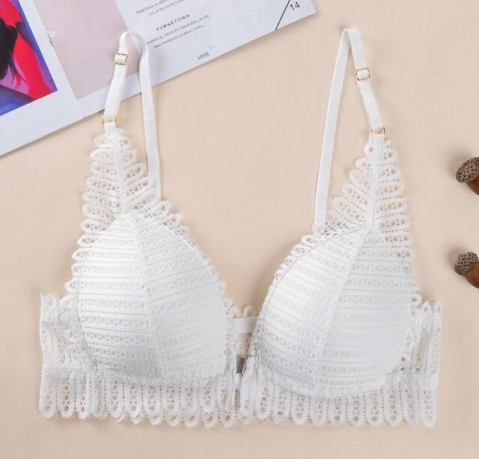 Soutien-gorge en dentelle avec fermeture à l'avant - Blxck France